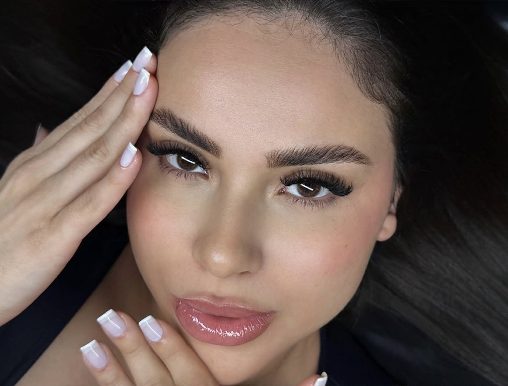 Glam portrait with full volume lashes